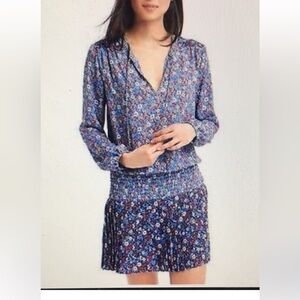 Gap NWT size Med: Beautiful smocked, pleated, rouched Floral Blue and pink Dress